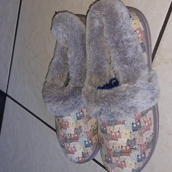 BOBS  Skechers Too Cozy Kitty Cat Slipper Gray Multi Size 6 - Picture 2 of 6